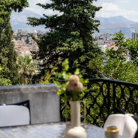 فيلة Mediteran *